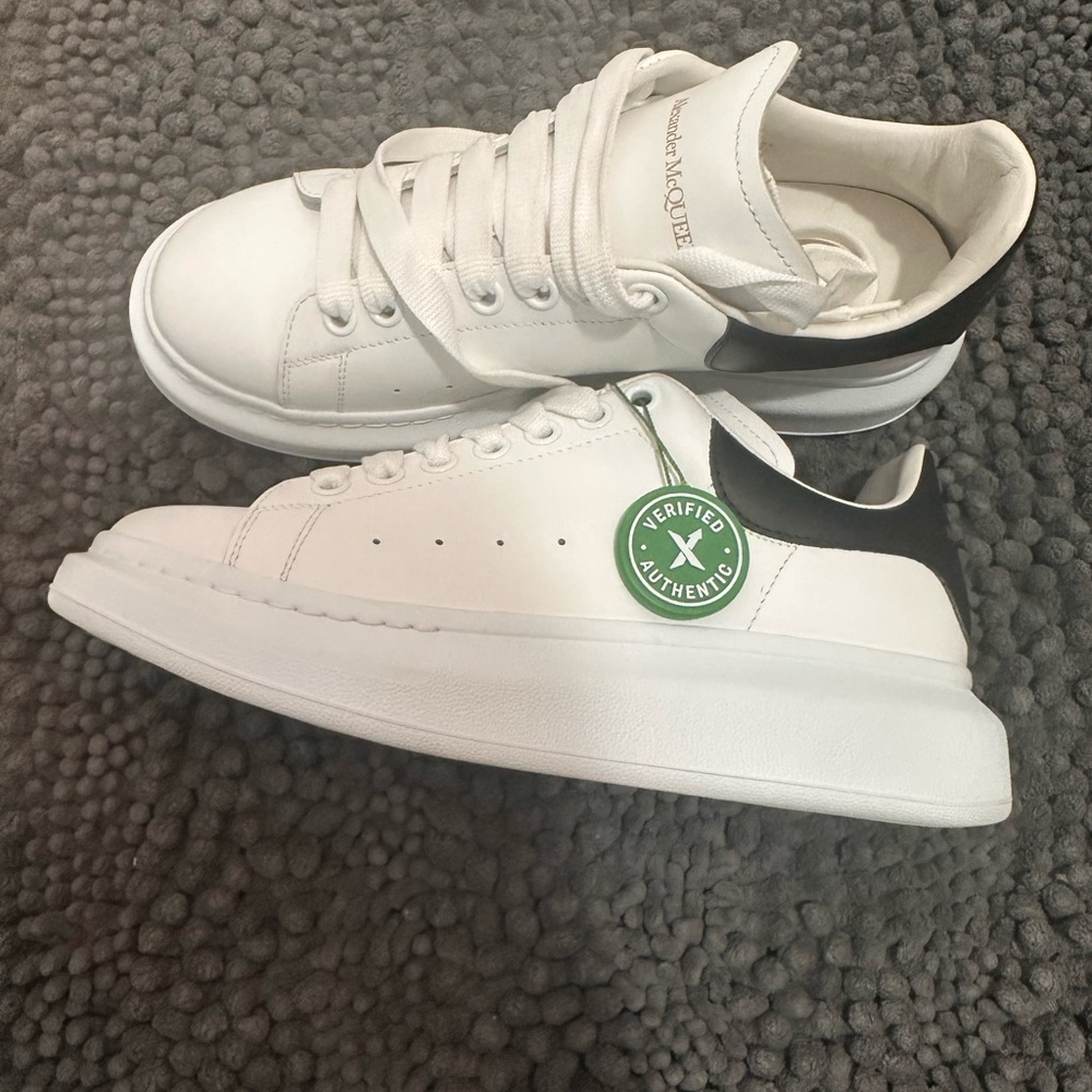 New Alexander macQueen